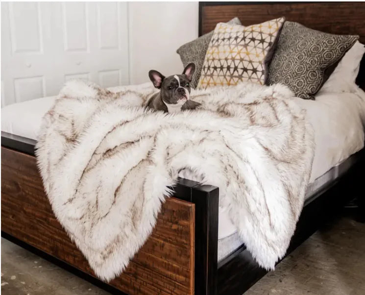 Luxury Waterproof Plush Pet Blanket – Super Soft &amp; Washable Fleece Mat for Dogs and Cats Rieworkes
