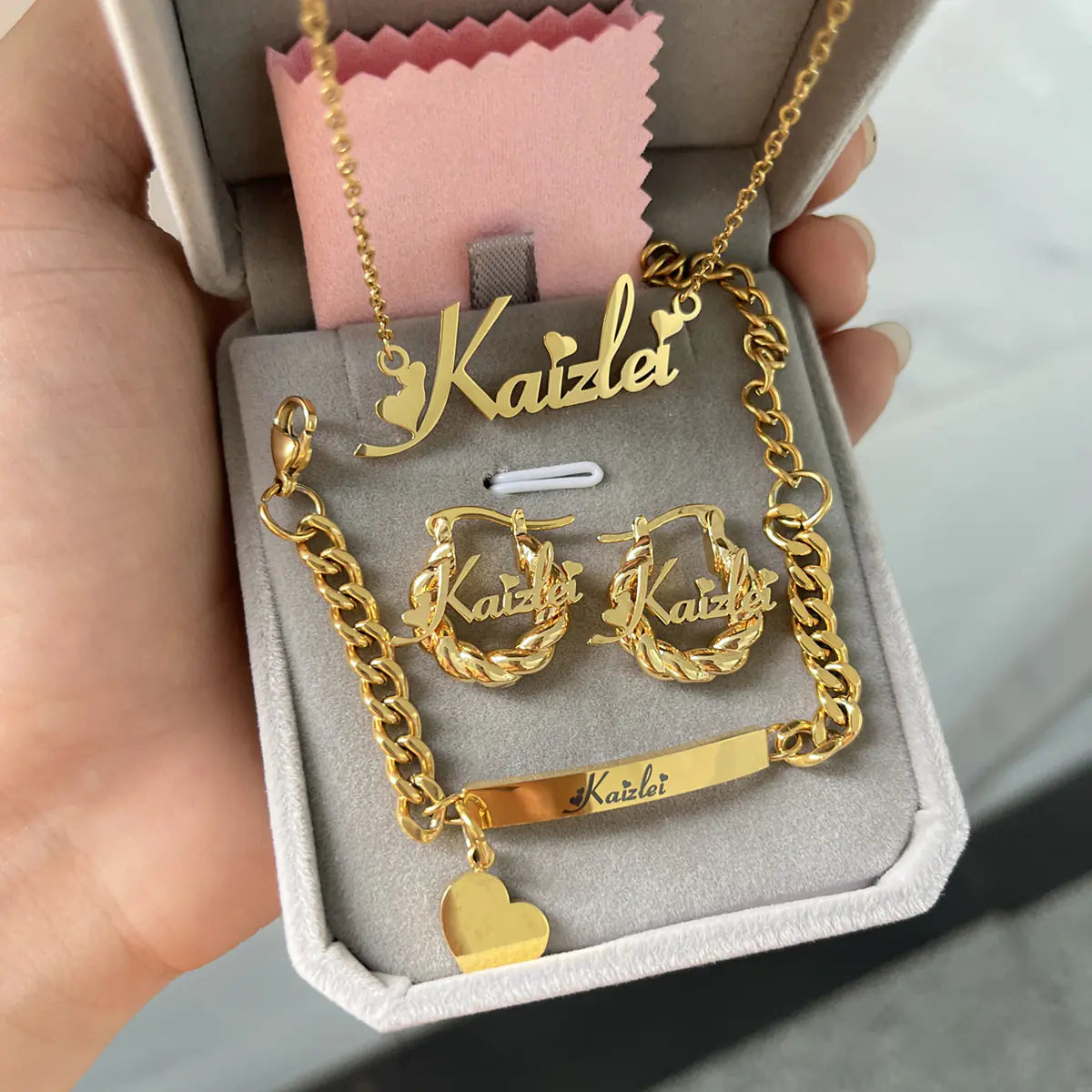 Personalized Kids Jewelry Set: Necklace, Bracelet, Earrings Mimarta