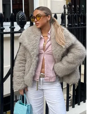 Winter Plush Coat Mimarta