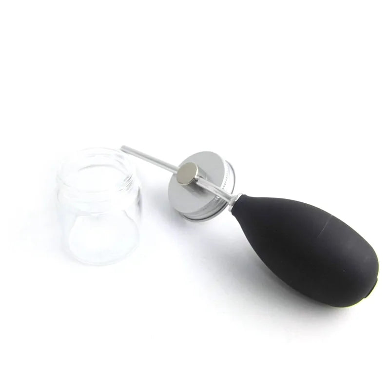 Pump Applicator for Hair Rieworkes