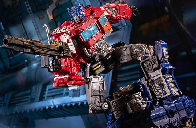 Transforming Commander Toy - V-Class SS38 Optimus Prime Mimarta