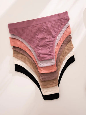 Elegant Comfortable Textured Panties Set of Seven Rieworkes