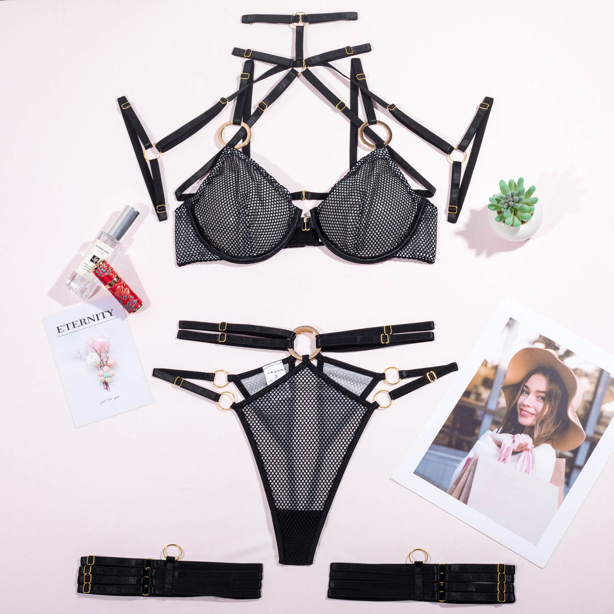 Fashionable Breathable Mesh Women's Lingerie Set (5 Pieces) Mimarta