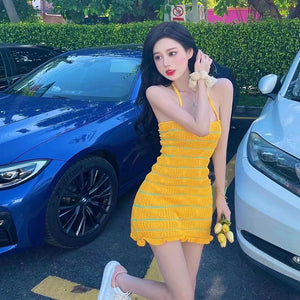 Sexy Yellow Striped Halter Neck Dress for Casual Outings Mimarta