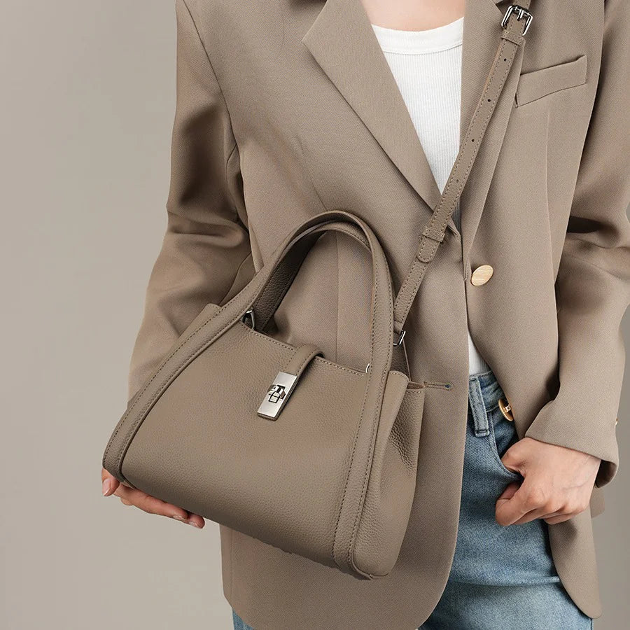 Fashionable Korean-style Large-capacity Leather Handbag Rieworkes