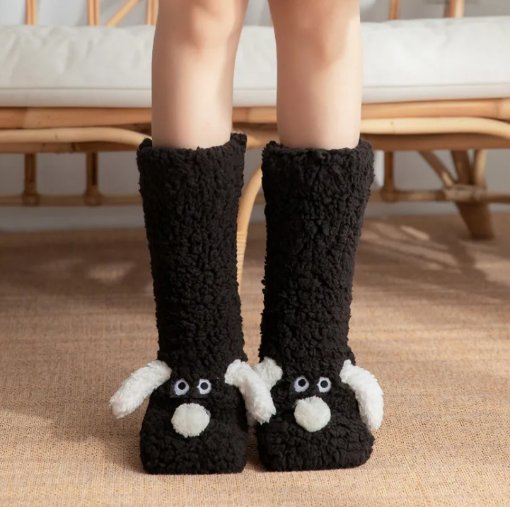 Women’s Plush Dog Socks Mimarta
