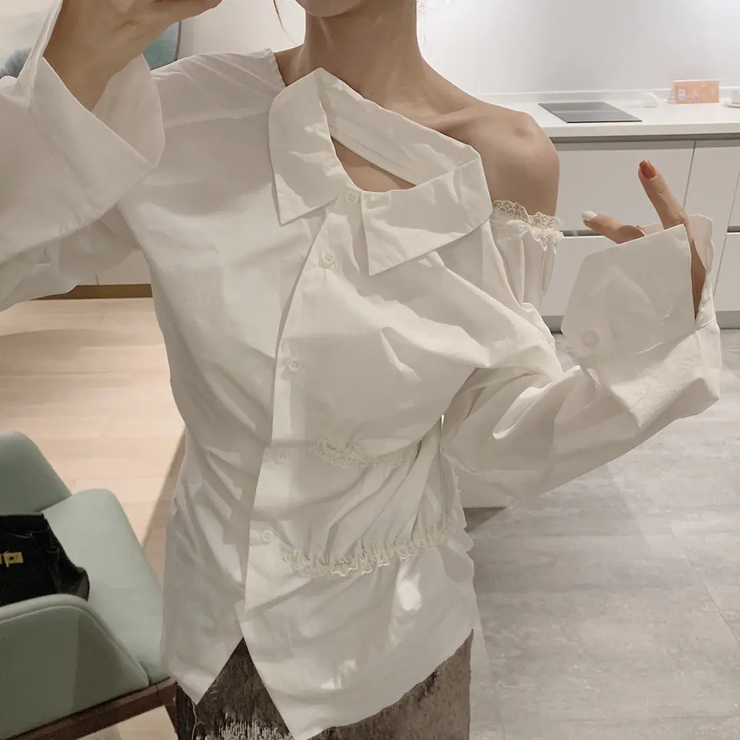 White Ruffled Lace Backless Shirt Mimarta
