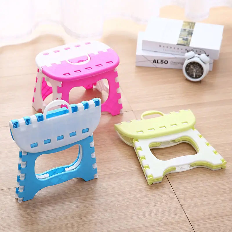 Portable Folding Stool for Children - Lightweight Design Mimarta