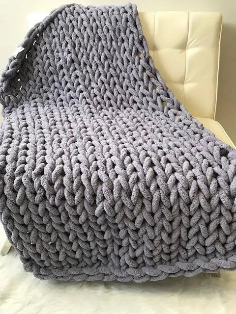 Chunky Knitted Blanket Rieworkes