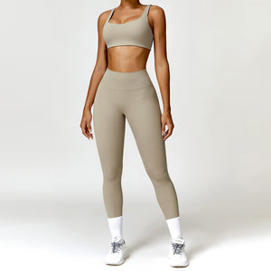 Women's 2PCS Yoga Tracksuit with Leggings and Crop Top Mimarta