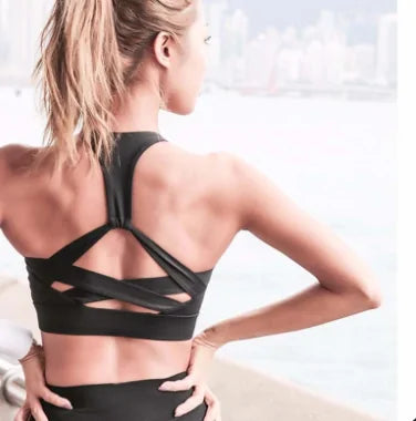 White Strap Push Up Sports Bra: Women's Gym Yoga Athletic Vest Underwear Rieworkes