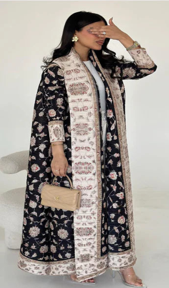 Pleated Print Plus Robe Mimarta