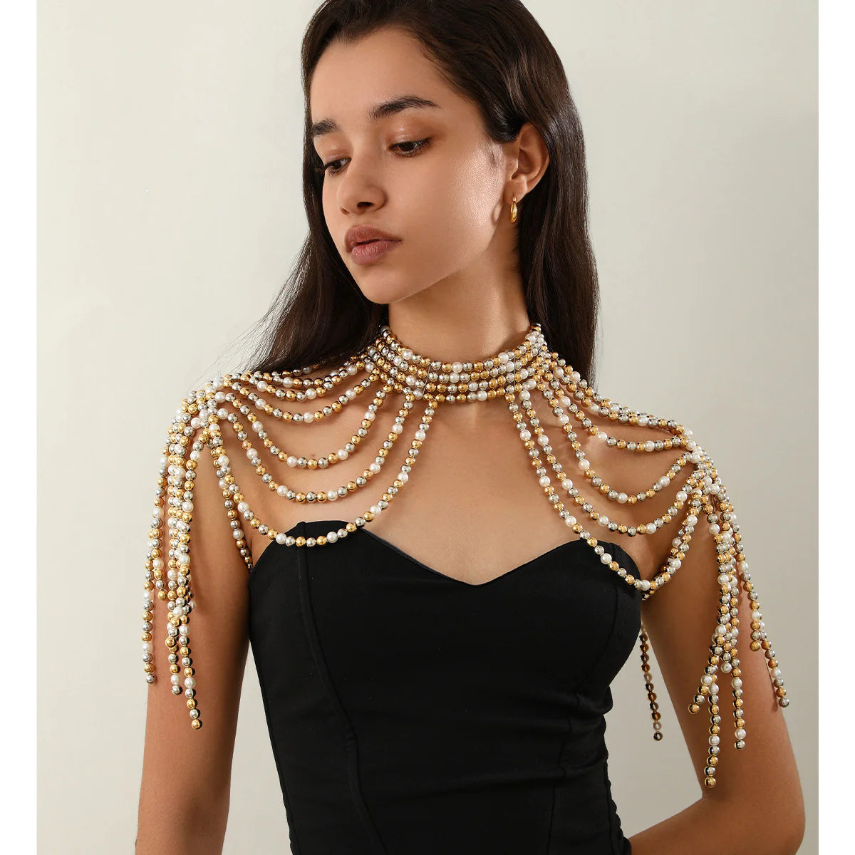 Multi-Layer Tassel Pearl Shoulder Chain Rieworkes