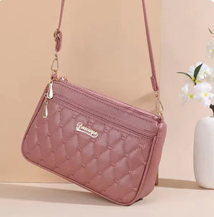 Elegant Diamond Check Crossbody Bag Rieworkes
