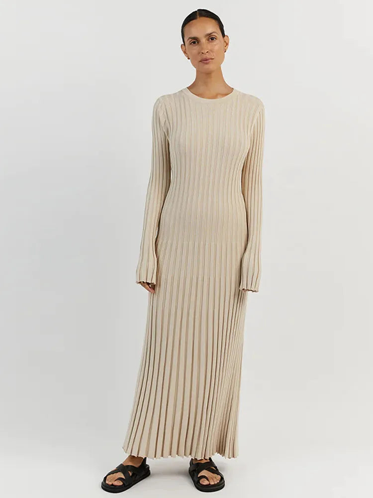 Ribbed Knit Maxi Dress: Elegant Autumn Style Rieworkes