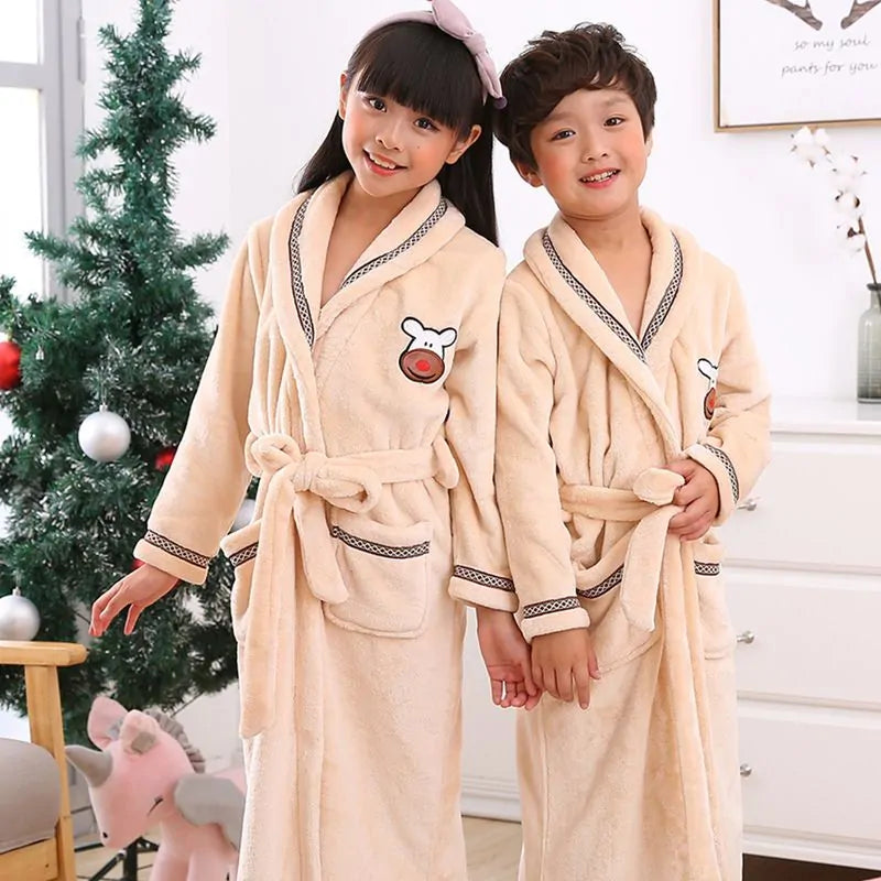 Winter Coral Fleece Thick Bathrobe Rieworkes