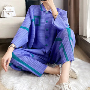 Women's Geometric Pleated Cardigan Set for Fall/Winter Mimarta