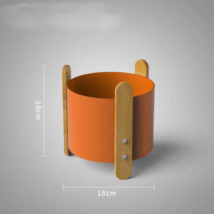 Nordic Iron Planter with Creative Minimalist Design Mimarta