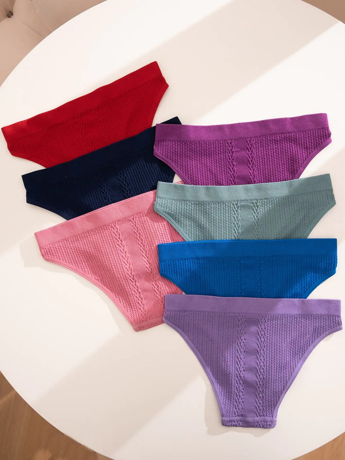 Elegant Comfortable Textured Panties Set of Seven Rieworkes