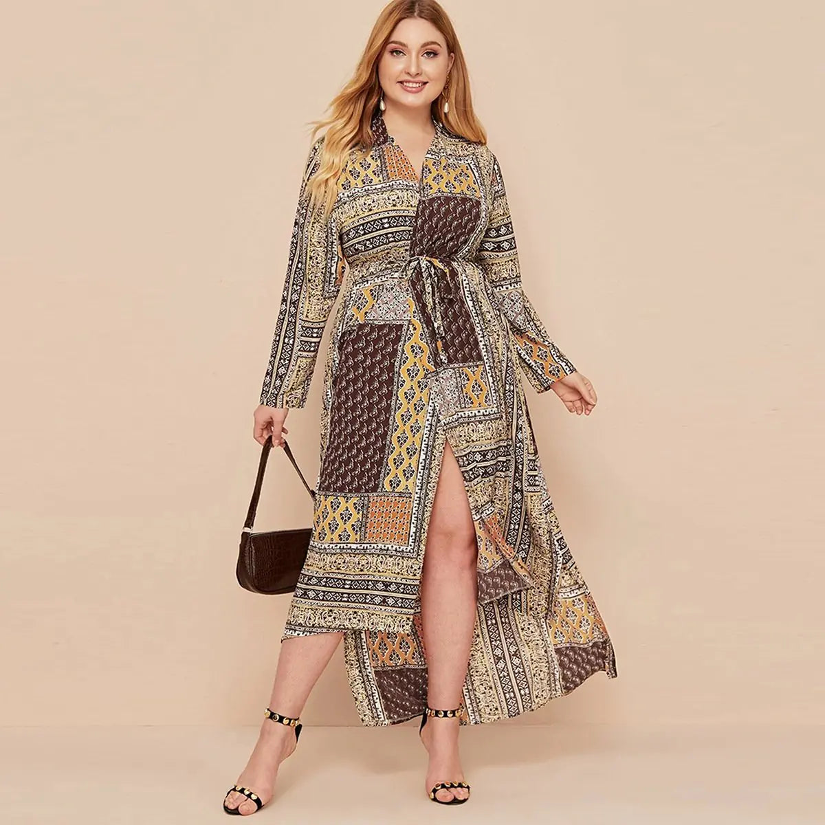 Oversized Parisian Bead Long Sleeved Robe Mimarta