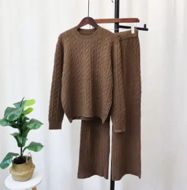 Sweater Pullover and Pants set Rieworkes