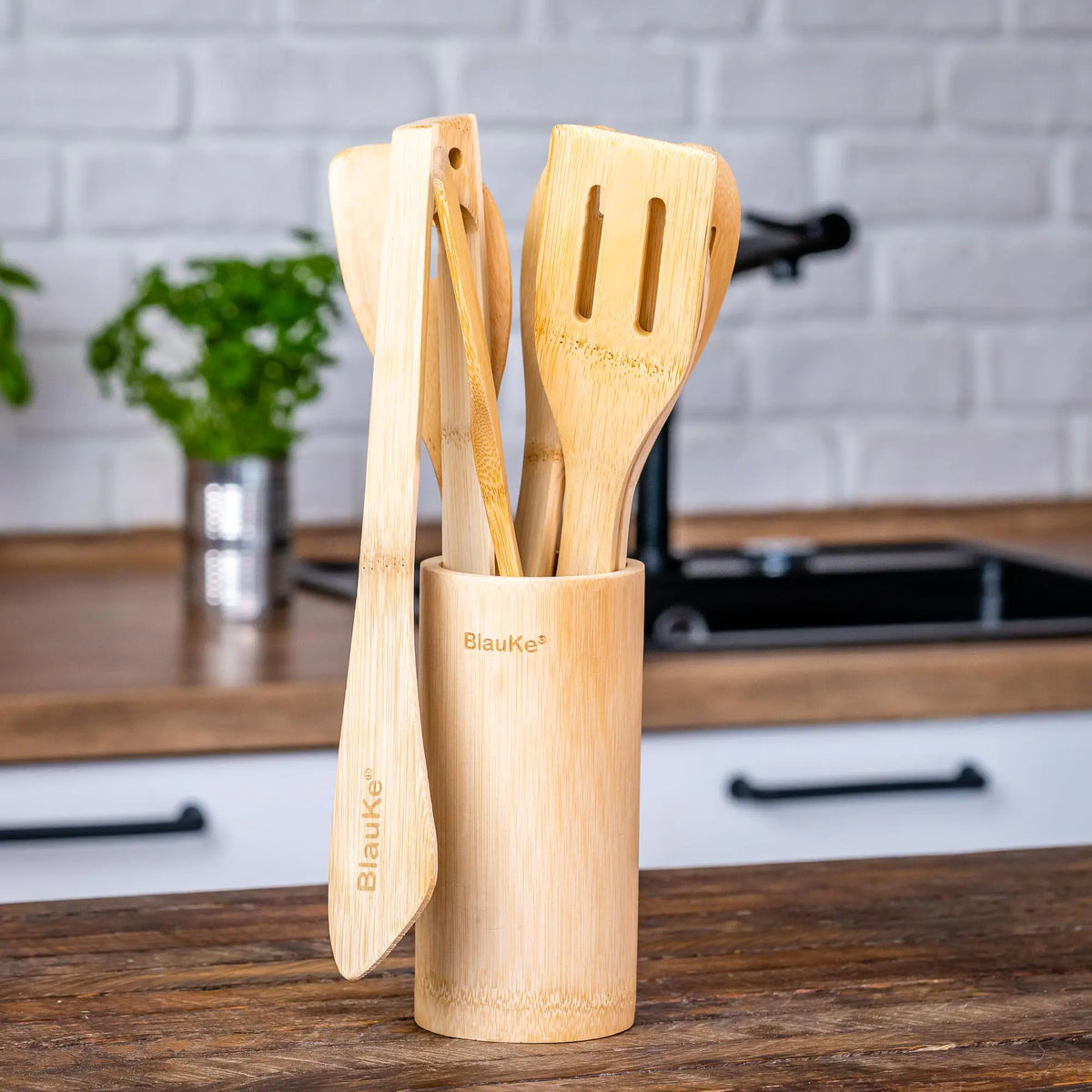 Bamboo Kitchen Utensils Set 8-Pack - Wooden Cooking Utensils for Nonstick Cookware - Wooden Cooking Spoons, Spatulas, Turner, Tongs, Utensil Holder Rieworkes