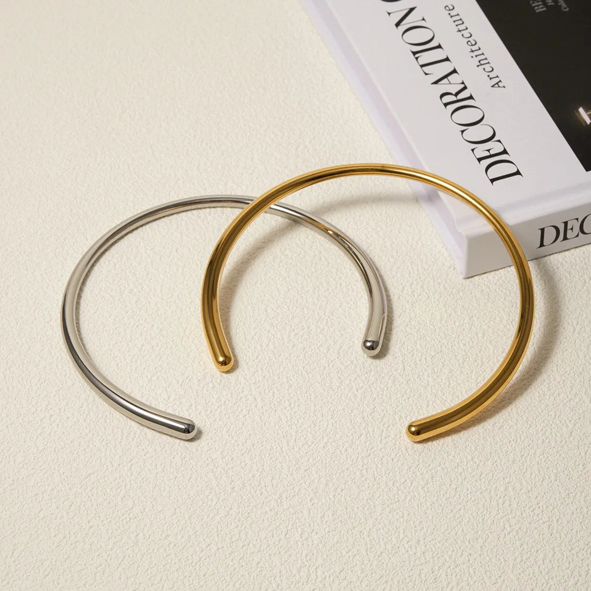 Glossy Collar Neck Ring Necklace Rieworkes