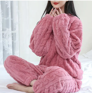 Winter Coral Velvet Pajama Set Mimarta