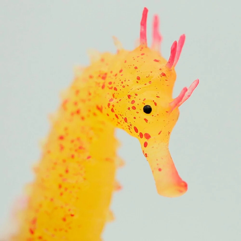 Luminous Seahorse Aquarium Decoration Rieworkes