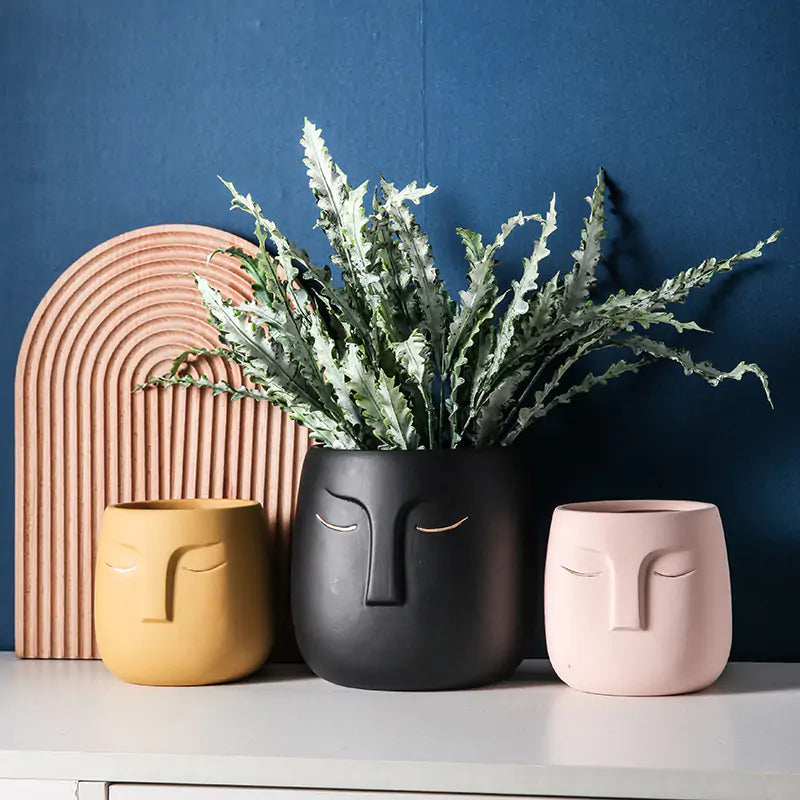 Ceramic Face Living Room Vase Rieworkes