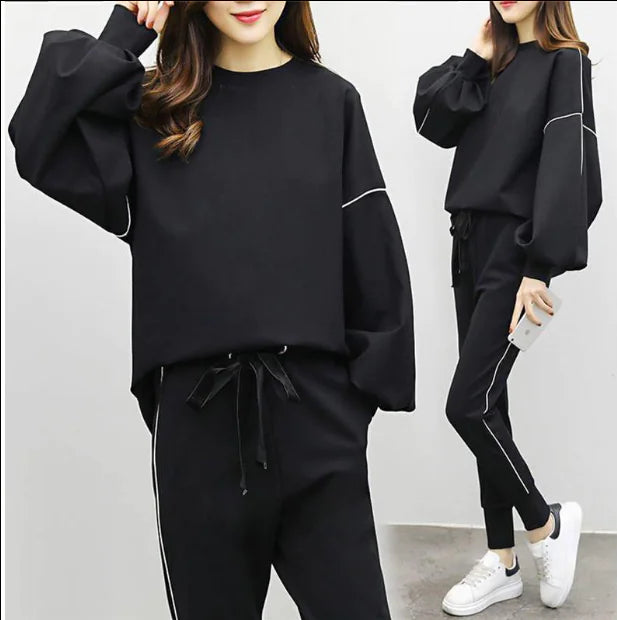 Women's Sporty Two-Piece Set with Hoodie and Joggers Mimarta