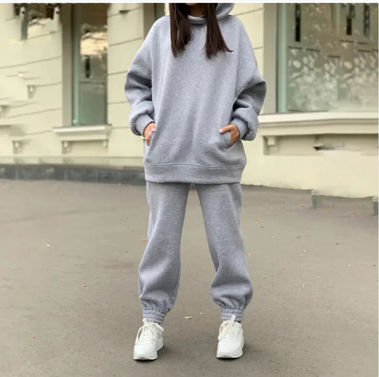 Cozy Hooded Plush Sweatshirt for Women – Casual Sportswear Rieworkes