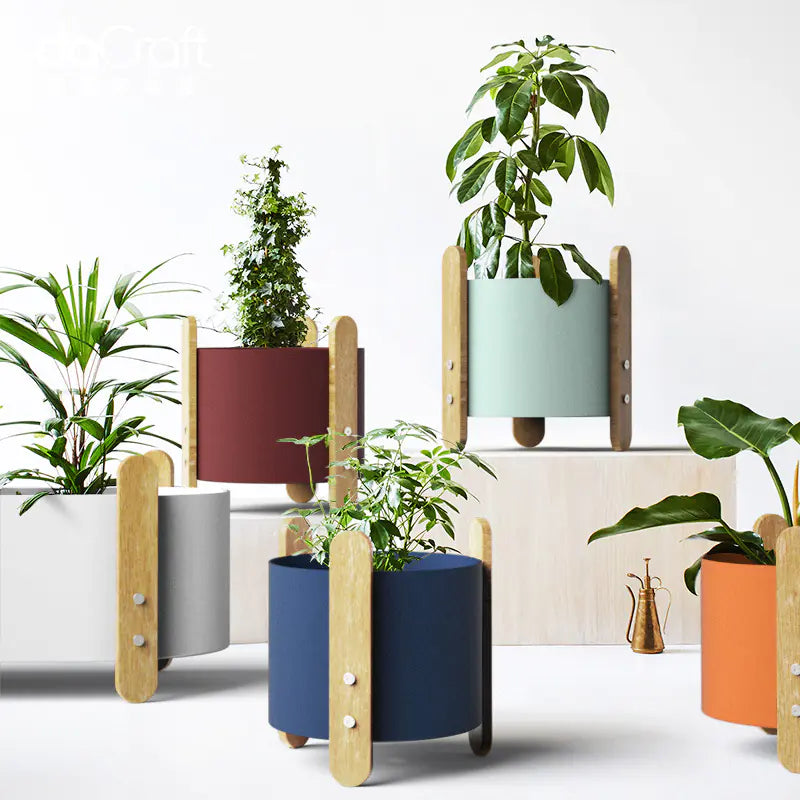 Nordic Iron Planter with Creative Minimalist Design Mimarta
