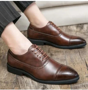 Pointed Leather Shoes for Elegant Style Mimarta