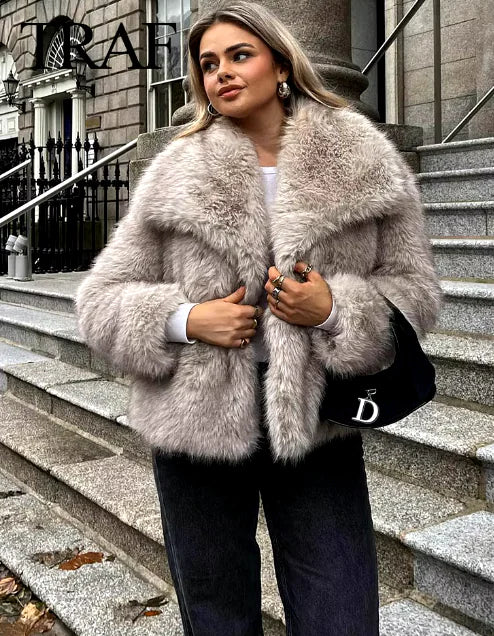 Winter Plush Coat Mimarta