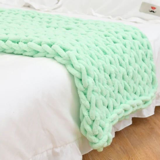 Chunky Knitted Blanket Rieworkes