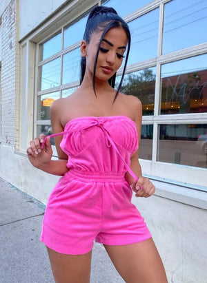 High-Waisted Romper with Large Pockets in Fuchsia Mimarta