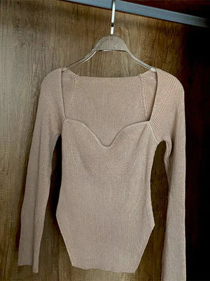 Woman's Long Sleeve Knitted Pullover Rieworkes