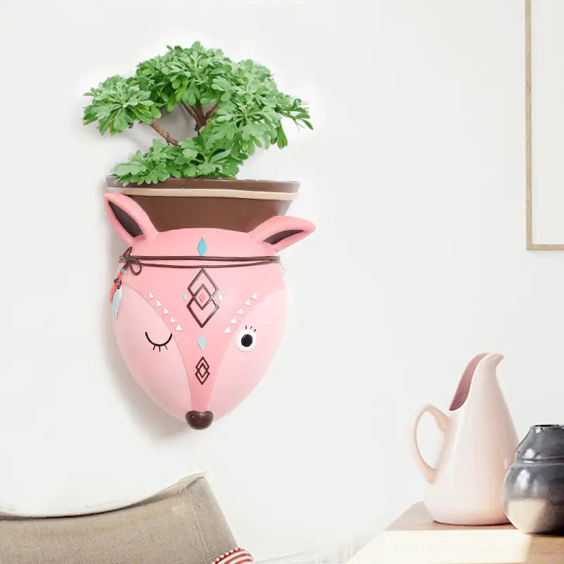 Wall-Mounted Planter and Vase Mimarta