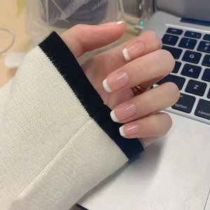 Nail Patch Rieworkes