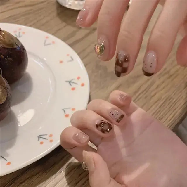 Nail Patch Rieworkes