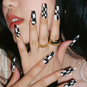 Nail Patch Rieworkes